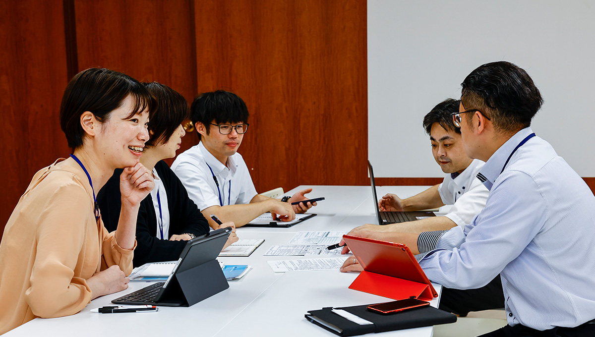 プロトタイプ開発と密なコミュニケーションでスムーズに進行