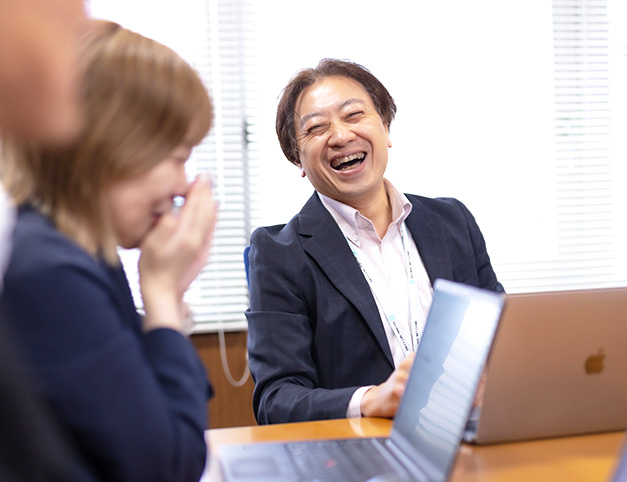 部門を超えた連携で、会社のブランディングに挑戦